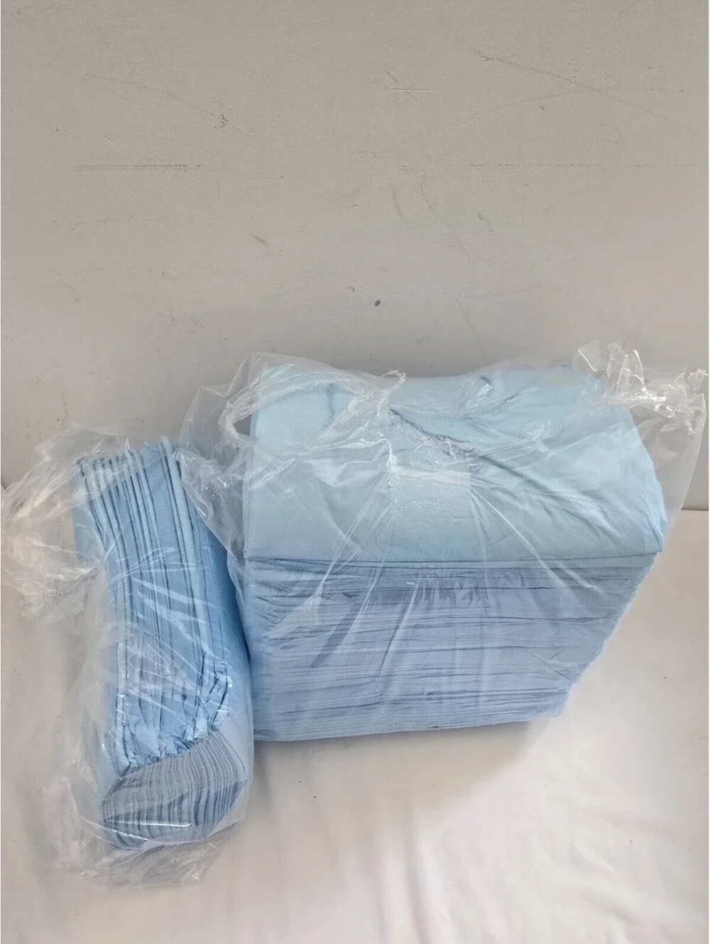 Wings Basic Underpads Disposable 23 x 36 In. Fluff Core Light Absorbency 57 Ct
